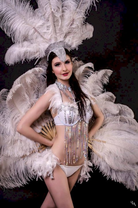 showgirl